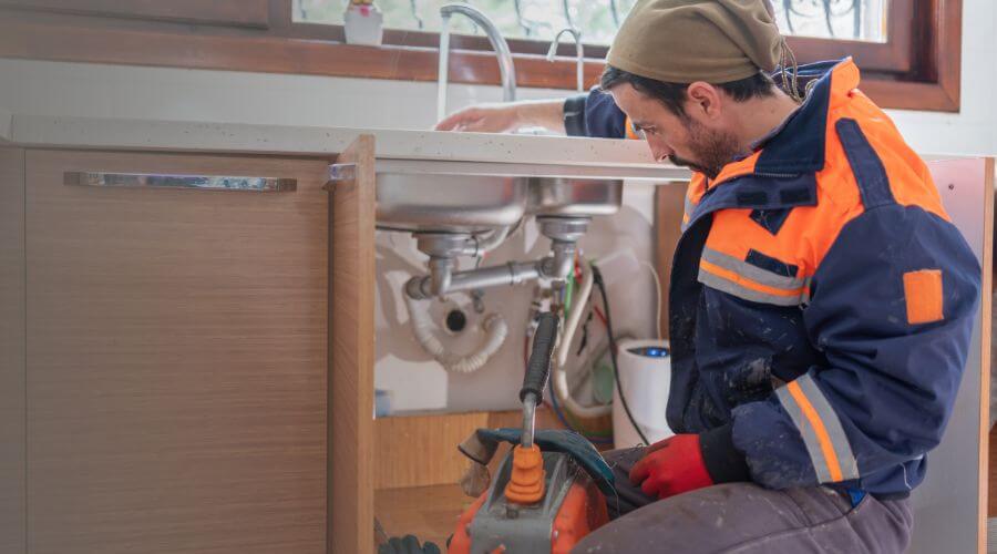 Professional emergency plumbing in Plato, MO